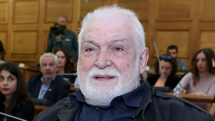 Κώστας Καζάκος: Η ανακοίνωση της Ιατρικής Σχολής Αθηνών για τη δωρεά του σώματός του