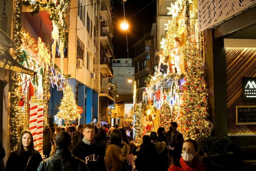 Χριστούγεννα: Τι θα αγοράσουμε με 3,6 δισ. ευρώ τις γιορτές - Οικονομικός Ταχυδρόμος