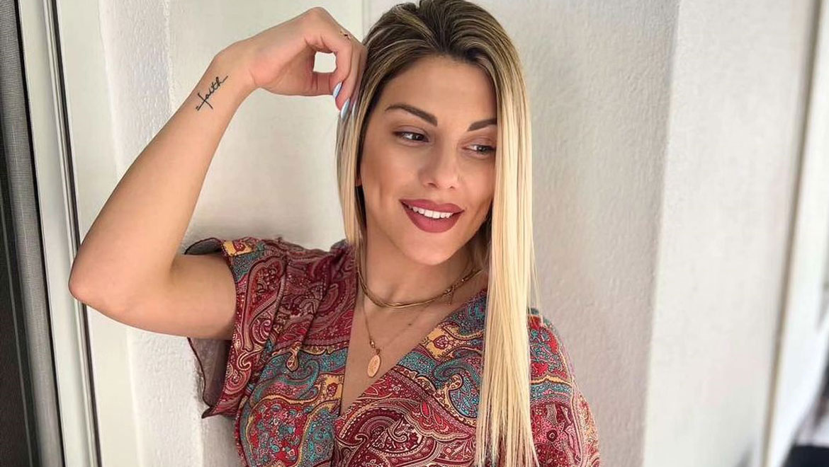 Νέος έρωτας για την Έλενα Πολυχρονοπούλου - H φωτογραφία με το φιλί στον σύντροφό της