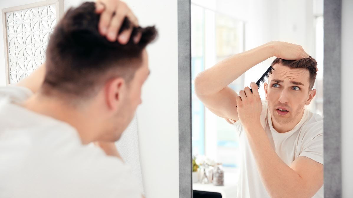 Τριχόπτωση: Οι ενέσεις που λύνουν το πρόβλημα - Δε φαντάζεστε τι περιέχουν