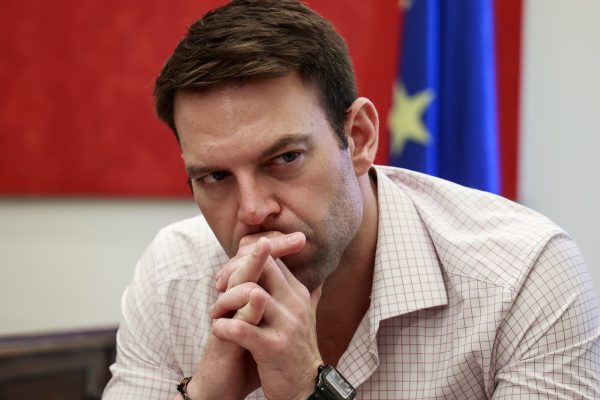 ΣΥΡΙΖΑ: Στήνει οχυρωματικά κατά των αλλαγών
