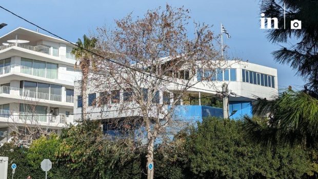 Γλυφάδα: Μέλος Δ.Σ. σε δύο ναυτιλιακές εταιρείες της οικογένειας Καρνέση ήταν ο 76χρονος δράστης