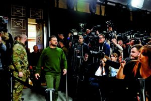 «Ο Πούτιν πρέπει να χάσει τα πάντα»