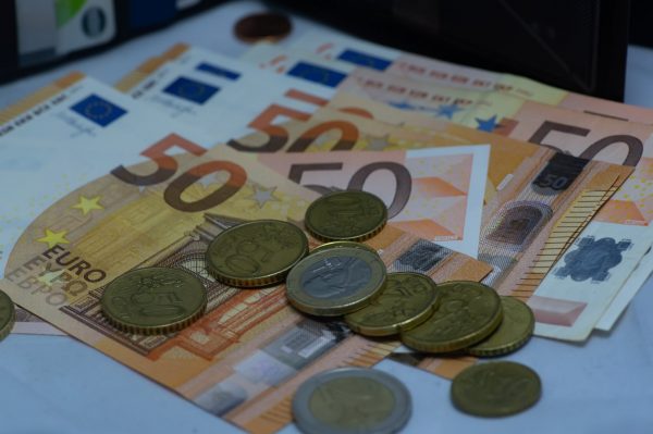 Μητσοτάκης: Στα 830 ευρώ ο κατώτατος μισθός – Τι είπε στο υπουργικό συμβούλιο