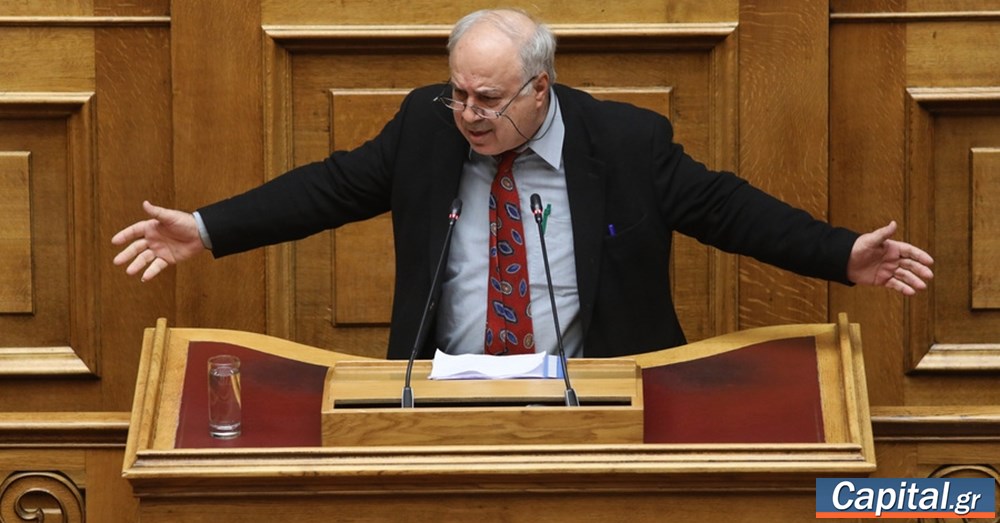 Απολογείται για τις δηλώσεις του περί παρακολούθησης του...