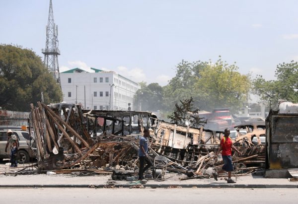 Αϊτή: Αυξάνεται ο αριθμός των νεκρών όσο η διεθνής κοινότητα διστάζει να δράσει λέει ο ΟΗΕ