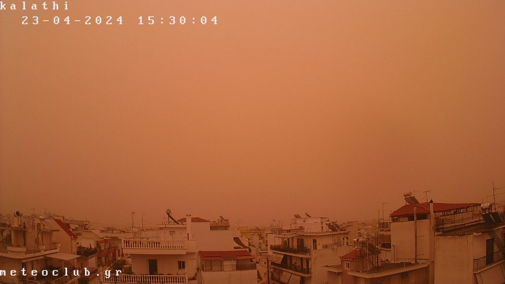 Καλαμάτα όπως Κάιρο - Η αφρικανική σκόνη «έπνιξε» την πρωτεύουσα της Μεσσηνίας