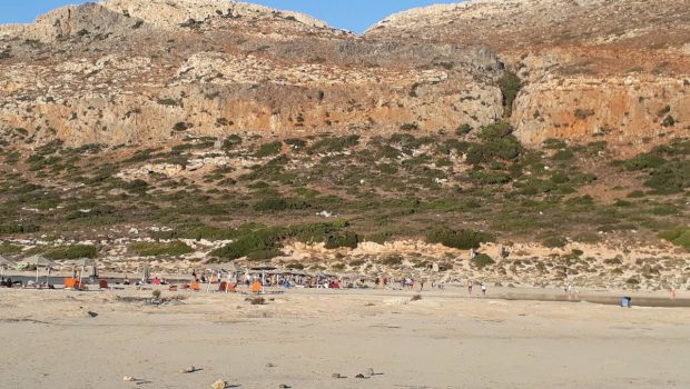 Χανιά: Επιχείρηση απεγκλωβισμού Γερμανίδας τουρίστριας στον Μπάλο
