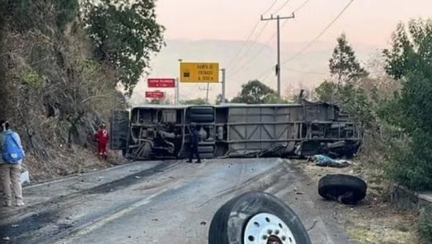 Μεξικό: Τουλάχιστον 14 νεκροί και 31 τραυματίες σε ανατροπή λεωφορείου