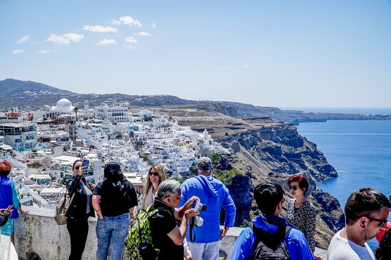 Πέντε Περιφέρειες συγκέντρωσαν το 84% του τουρισμού στη χώρα μας το 2023 και το 90,5% των εισπράξεων