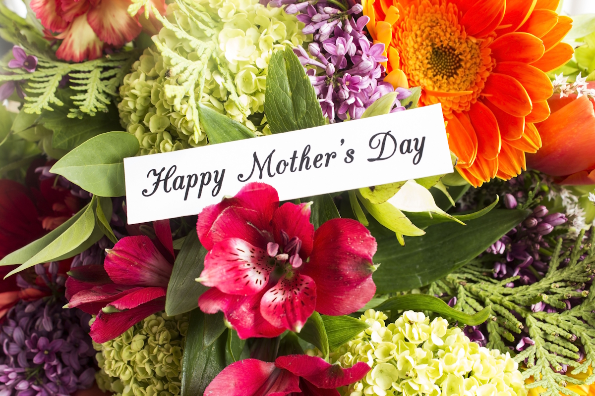 Στείλε και εσύ την ευχή σου για τη γιορτή της Μητέρας με την e-ανθοδέσμη αγάπης της Μέριμνας και βοήθησε το έργο της