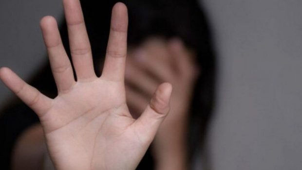 «Ελενα Βενιζέλου»: Καταγγελία εργαζομένων για παρέμβαση της Αστυνομίας στην περίθαλψη θύματος βιασμού