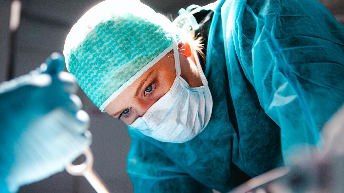 Δωρεάν απογευματινά χειρουργεία: Άγνωστο πότε ξεκινούν – Τι ισχύει σήμερα