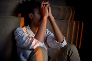 Κεταμίνη: Το «ναρκωτικό των πάρτι» που θεραπεύει την κατάθλιψη στον χώρο εργασίας