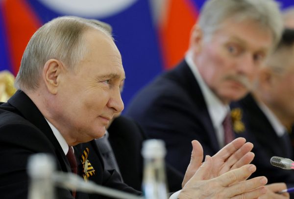 Βόμβα Πούτιν: Απέπεμψε τον Σοϊγκού - Αυτός είναι ο διάδοχός του