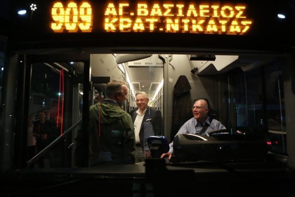 Αθήνα: Ξεκίνησαν δρομολόγια τα πρώτα ηλεκτρικά λεωφορεία