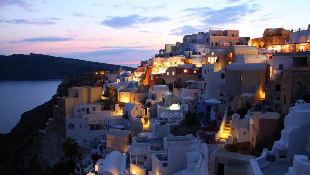 Τουρισμός: Οι Ευρωπαίοι ψηφίζουν Ελλάδα για διακοπές - Ποιοι και γιατί την προτιμούν και πόσα ξοδεύουν