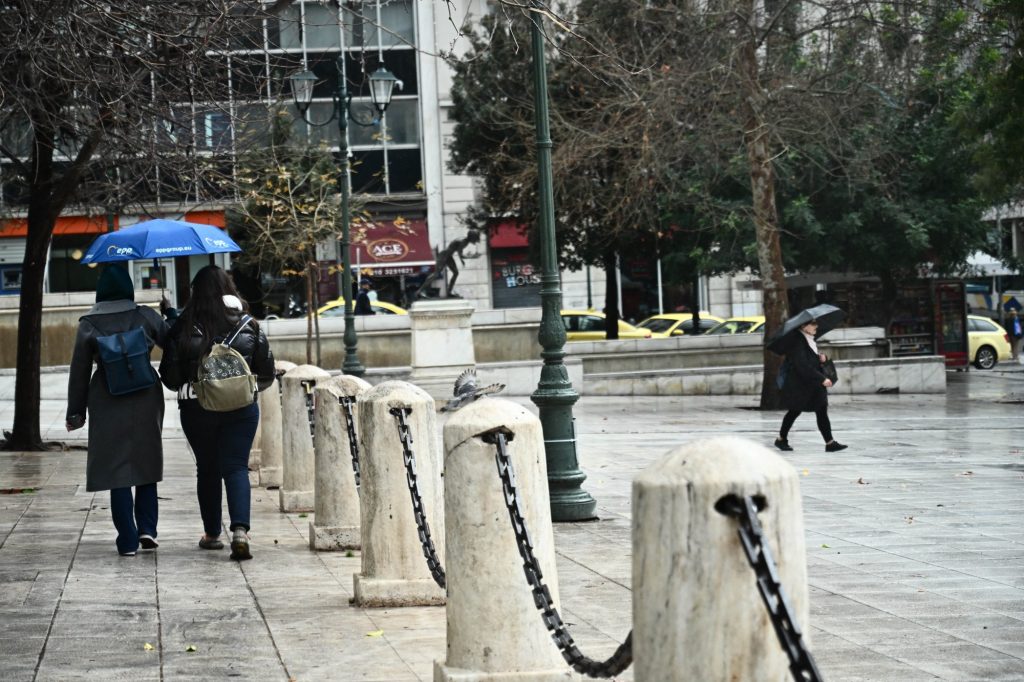 Καιρός σήμερα: Ηλιοφάνεια με μικρή πτώση της θερμοκρασίας