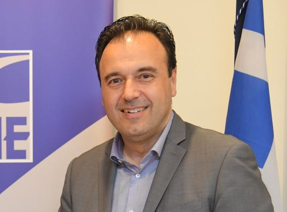 Πληρώνουμε έναν μισθό τον χρόνο μόνο για ΦΠΑ στα βασικά είδη που γεμίζουν το καλάθι