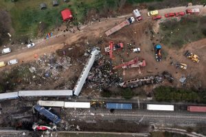Για «χυδαία εργαλειοποίηση» των Τεμπών κατηγορεί ΣΥΡΙΖΑ και Κασσελάκη η ΝΔ – Η ανακοίνωσή της