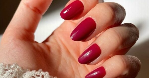 Τα πιο χαρούμενα nail art σχέδια για να δοκιμάσετε στις φετινές διακοπές