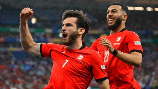 Η Γεωργία αιφνιδίασε την Πορτογαλία: 1-0 στο 2' με τον Κβαρατσχέλια (vid)