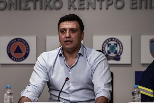 Έκκληση Κικίλια: Η μισή χώρα βρίσκεται στο «πορτοκαλί» με θυελλώδεις ανέμους