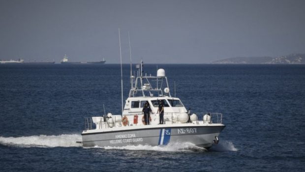 Επεισόδιο με διακινητές μεταναστών και Λιμενικό στη Χίο - Έπεσαν πυροβολισμοί