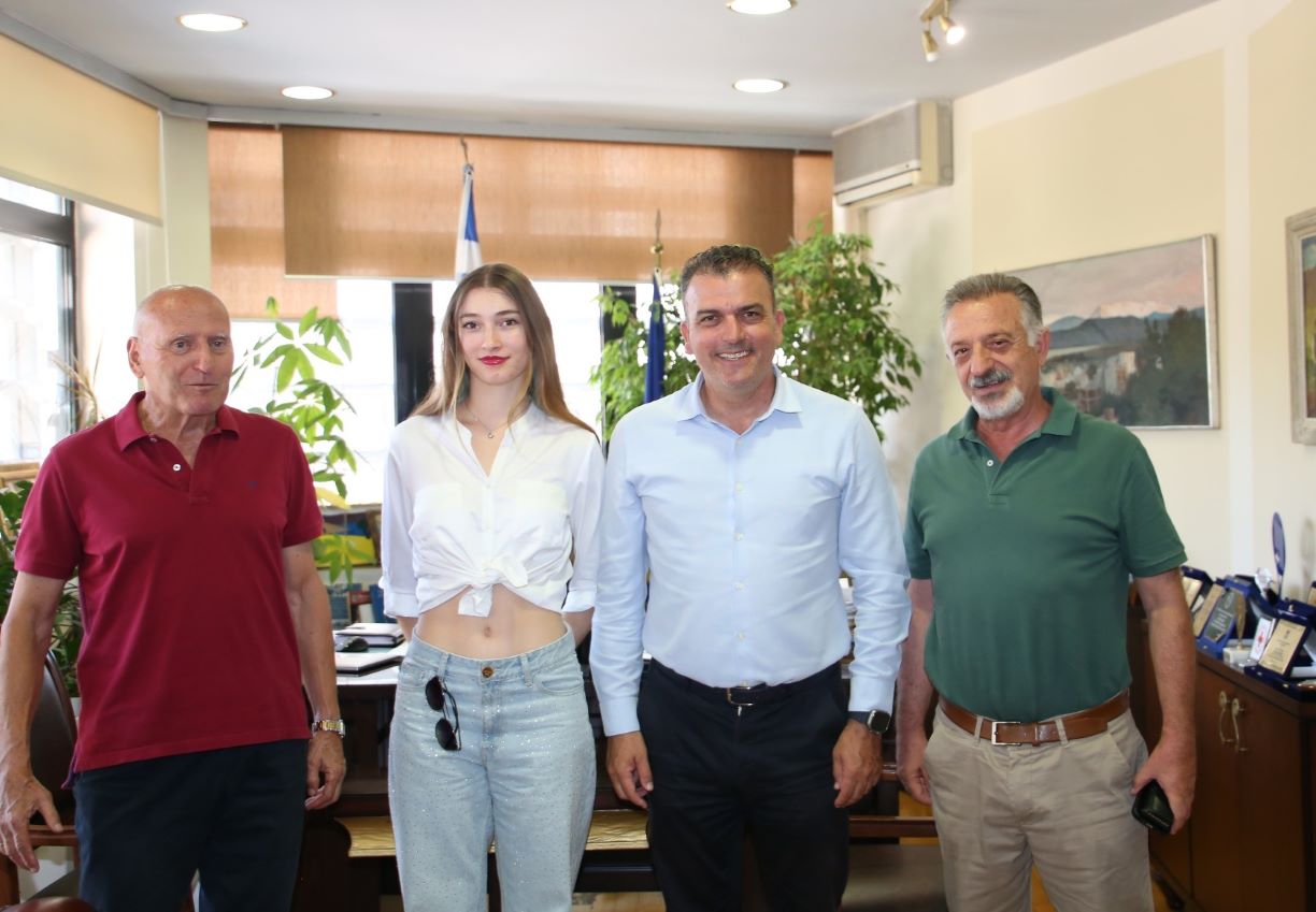 ΜΑΜΑΚΟΣ ΜΑΝΩΛΟΠΟΥΛΟΥ ΚΑΦΦΕΣ ΜΠΕΚΙΑΡΗΣ