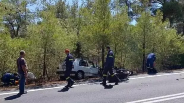 Λέσβος: Σφοδρό τροχαίο με 2 νεκρούς και 1 τραυματία