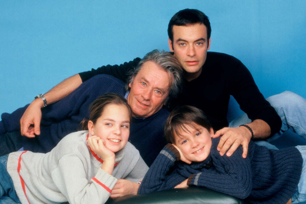 Alain Delon: Η άγρια των κληρονόμων για την αμύθητη περιουσία του