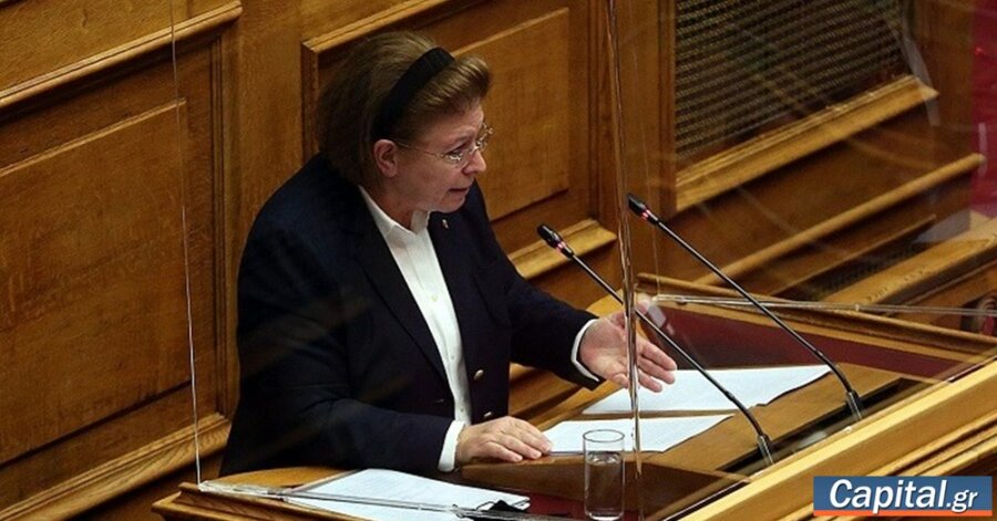 Η Λίνα Μενδώνη στη Σύνοδο "G7 του Πολιτισμού" στη Νάπολη