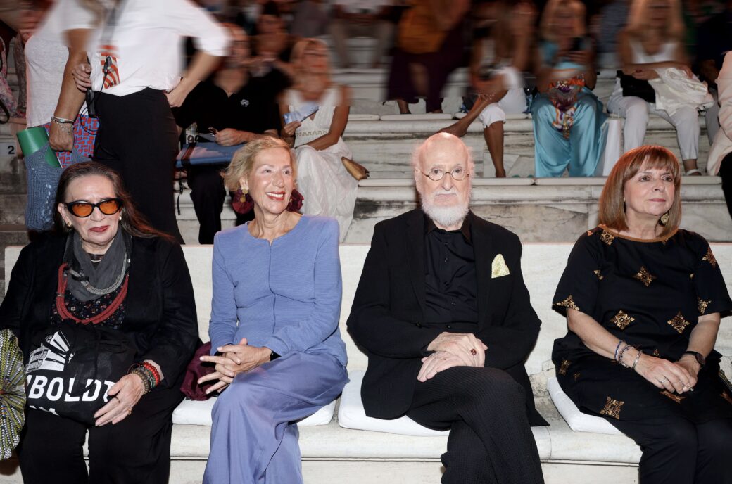 Διονύσης Σαββόπουλος: Σπάνια δημόσια εμφάνιση με την σύζυγό του Ασπασία Αραπίδου στο Ηρώδειο