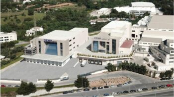Brain gain: H φαρμακευτική εταιρία που δίνει κίνητρα και στόχους στους νέους επιστήμονες