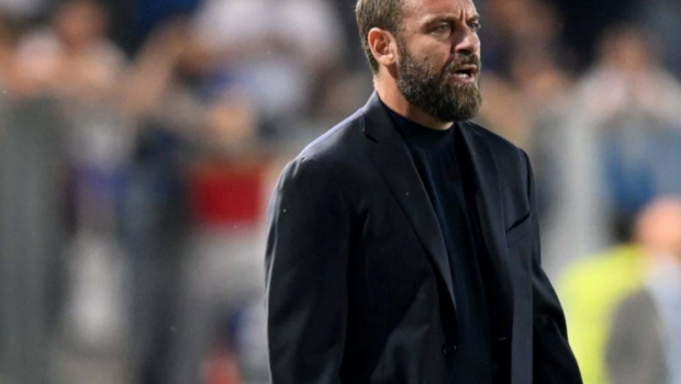Η Ρόμα απέλυσε τον Ντε Ρόσι
