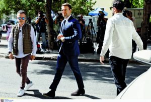 Προετοιμασίες για μάχη στην… πλατεία