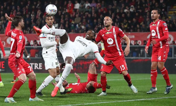 Μόντσα – Μίλαν 0-1: Διπλό με «υπογραφή» Ράιντερς