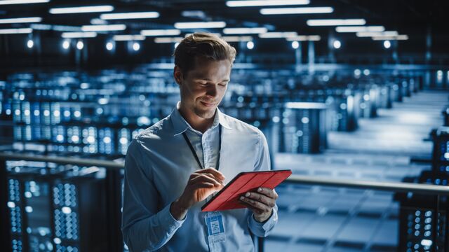 Vodafone: Έργο για την ασφάλεια των ψηφιακών υποδομών του Δήμου Πειραιά