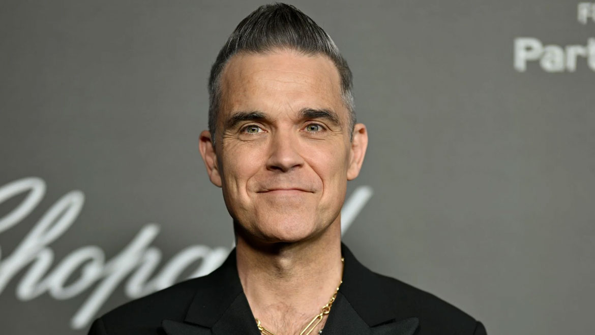 Robbie Williams: «Δεν έχετε γνωρίσει ποτέ κάποιον που να θέλει να είναι ομοφυλόφιλος όσο θέλω εγώ»