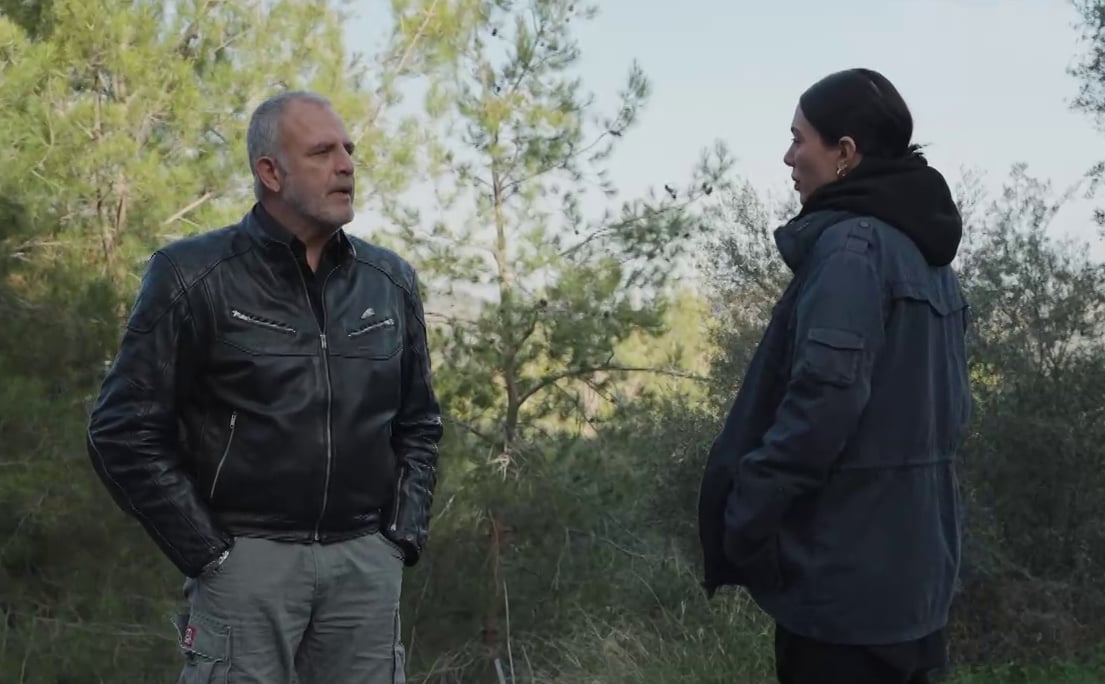 «Η Γη της Ελιάς»: Ο Ανδρέας και η Χάιδω προσπαθούν να κρύψουν το κοινό τους παρελθόν - Τι θα δούμε στα επόμενα επεισόδια