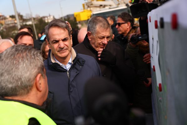Στο Fly Over ο Μητσοτάκης - «Η κυβέρνηση συνεχίζει απερίσπαστη την υλοποίηση του κυβερνητικού της έργου»