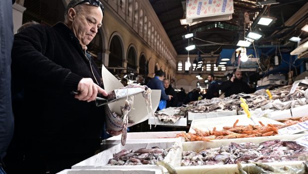 Καθαρά Δευτέρα: Ανοιχτή η Βαρβάκειος και η Αγορά του Ρέντη μέχρι αύριο το μεσημέρι