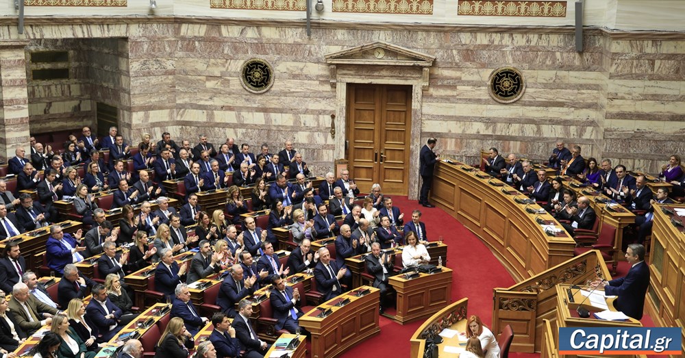 Live η ψηφοφορία στη Βουλή επί της πρόταση δυσπιστίας