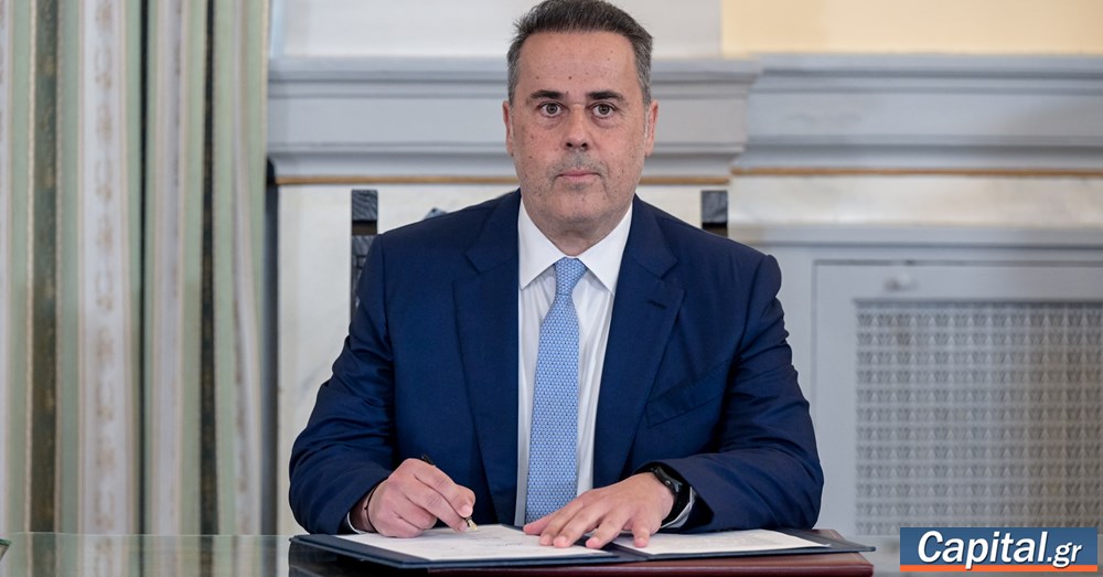 Τηλεφωνική επικοινωνία Στ. Παπασταύρου με τον Αμερικανό υπουργό Εσωτερικών...