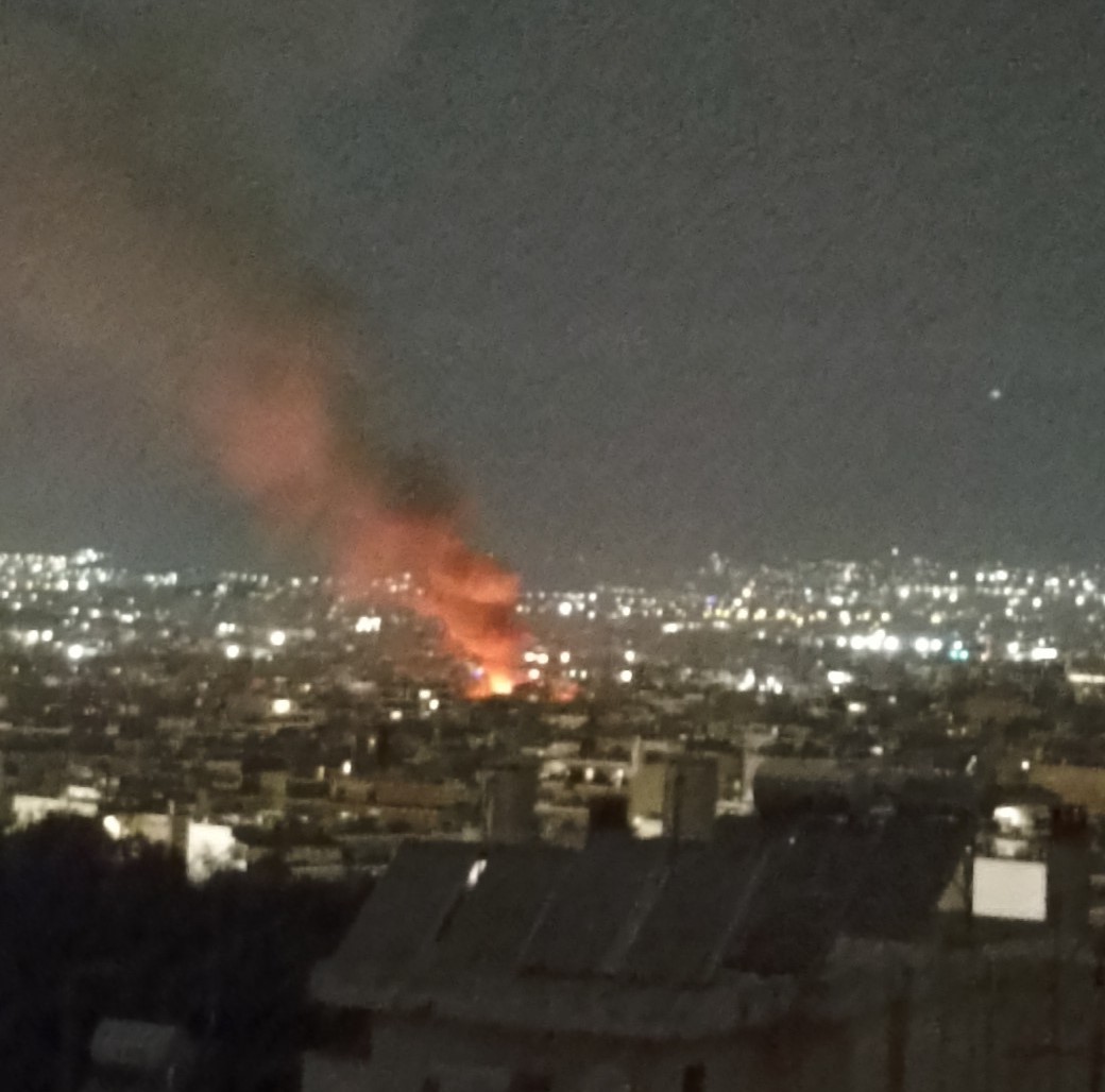 Μεγάλη φωτιά στα Άνω Πατήσια