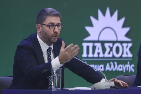Ανδρουλάκης για 21η Απριλίου: Η συλλογική μνήμη είναι άγρυπνος φρουρός των δημοκρατικών θεσμών