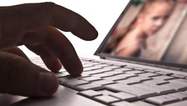 AI: Εκθετική αύξηση υλικού παιδικής πορνογραφίας - «Ακραίο περιεχόμενο και πιο ρεαλιστικό»