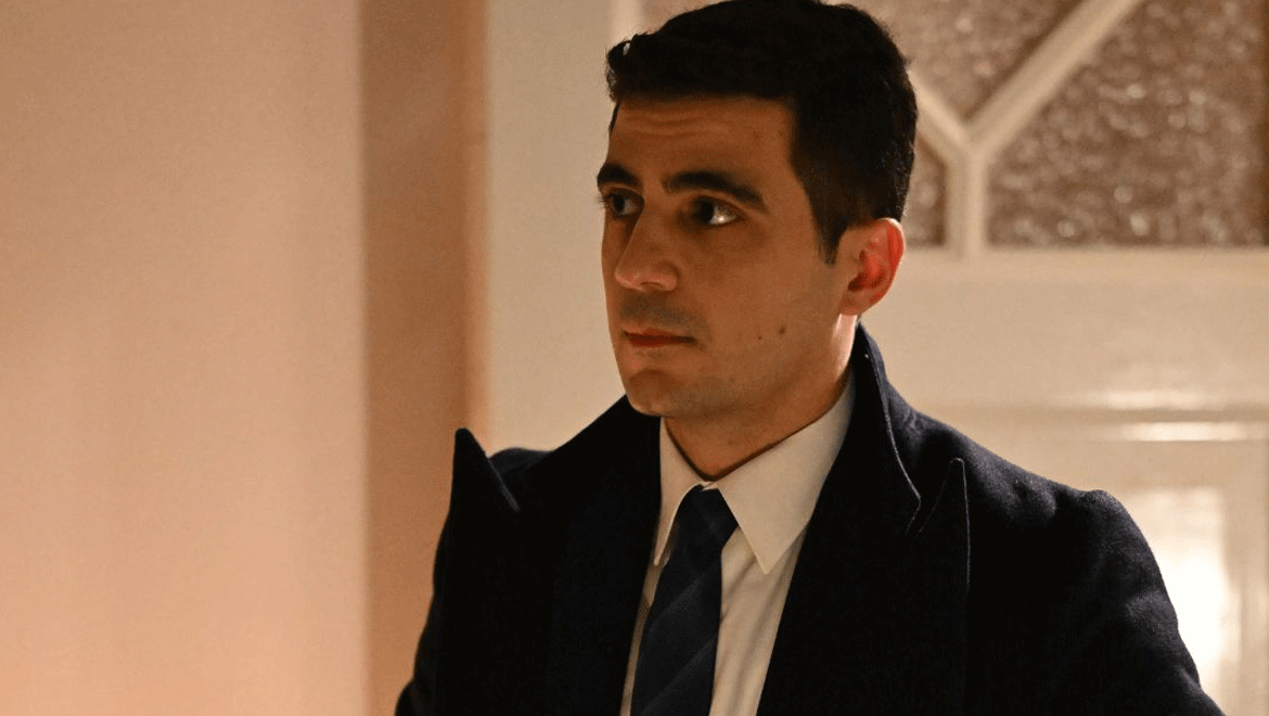 Άγιος Έρωτας - Δευτέρα 28/4/2025: Ο Χάρης, απογοητευμένος από τον γάμο του, θα πάρει μια δραστική απόφαση που θα αλλάξει τα πάντα