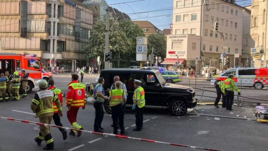 Στουτγκάρδη: Αυτοκίνητο έπεσε σε πλήθος – Τουλάχιστον τρεις τραυματίες