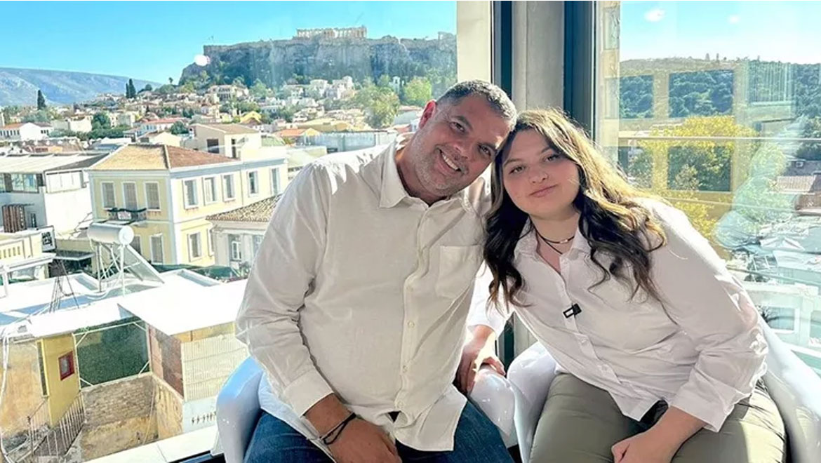 Δημήτρης Παπανικολάου: «Στα 15 που είπαμε στην Άρια ότι έχει αυτισμό, τότε απελευθερώθηκε - Κατάλαβε γιατί διαφέρει»